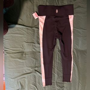 Free People FP Movement Black & White Striped Leggings – Women’s Size M - NWT